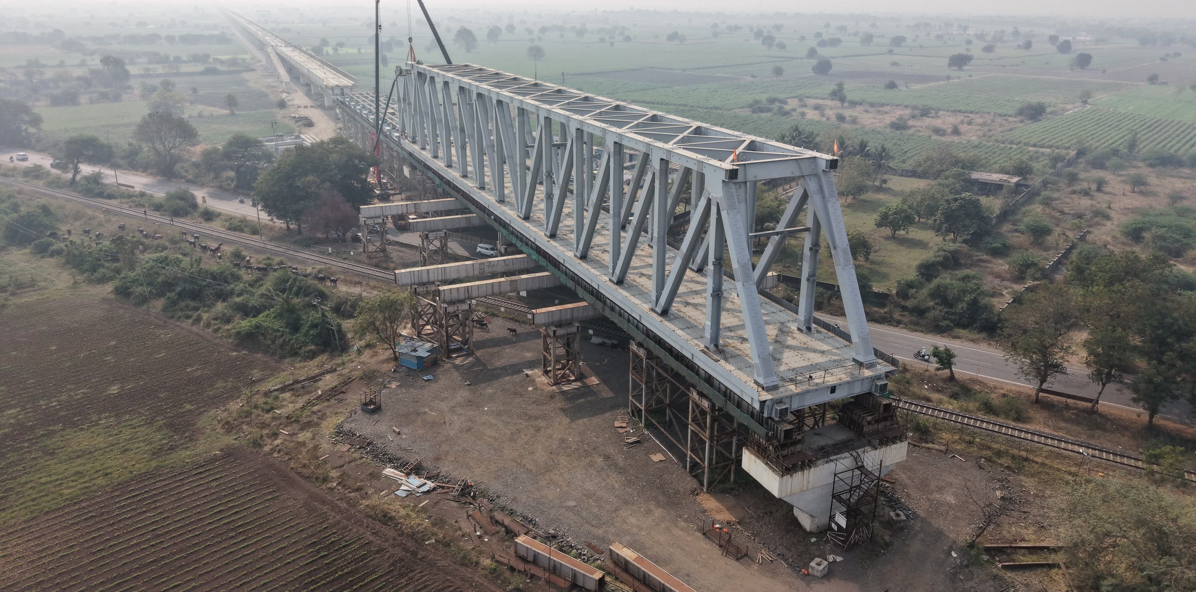 Steel truss assembled on trestles